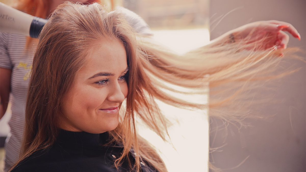 Truques de como deixar o seu cabelo bonito gastando pouco? - Naturalmente  Bonita