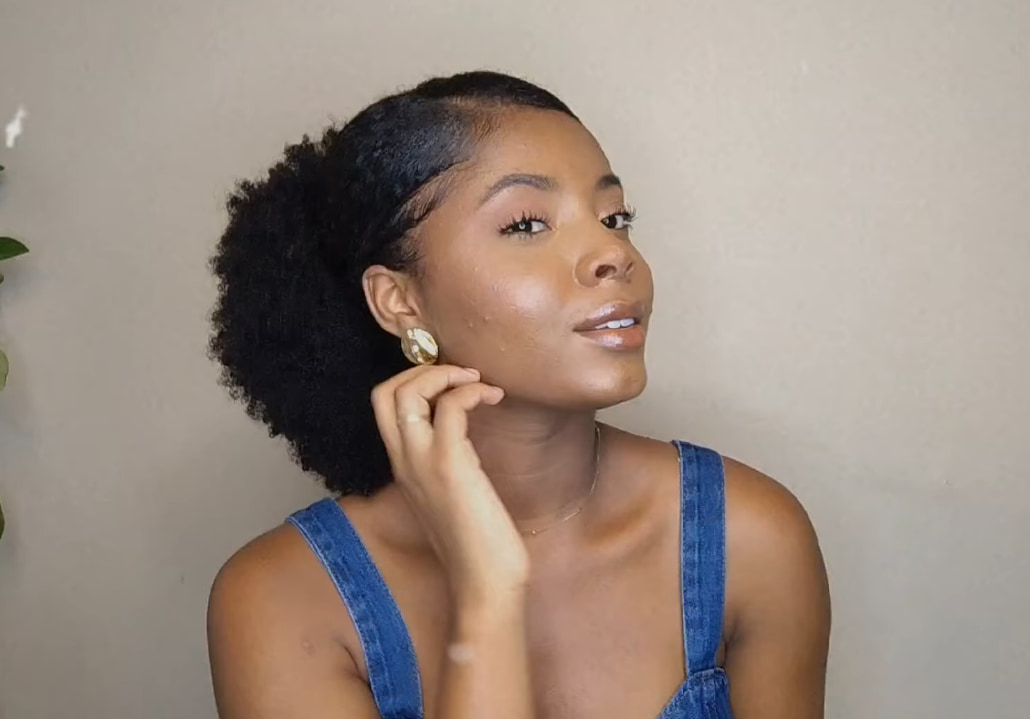 penteado cabelo crespo semi preso raiz baixa parte de traz com volume por may santos